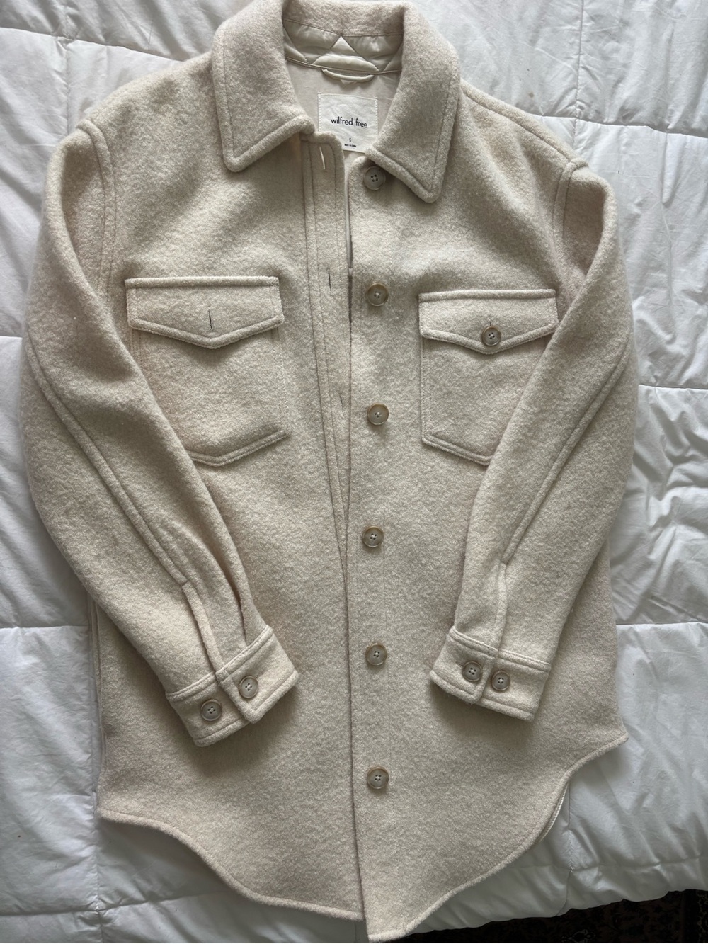 Aritzia Wilfred Free Ganna Shirt Jacket